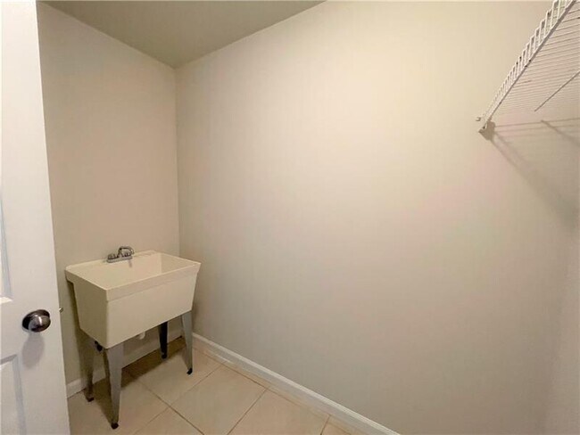 Building Photo - 5425 Old Haven Ct