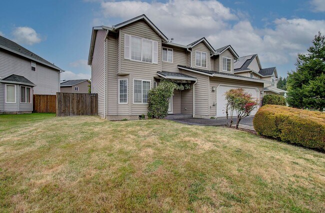 Building Photo - Salmon Creek 3 Bedroom with Yard!