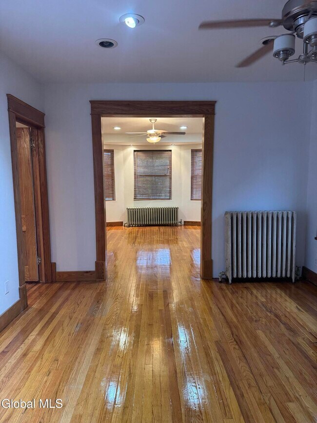 Building Photo - 147 Homestead Ave