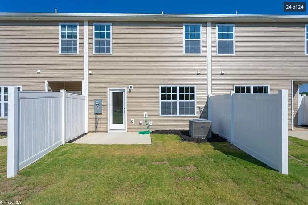 Building Photo - 5411 Carrington Ct