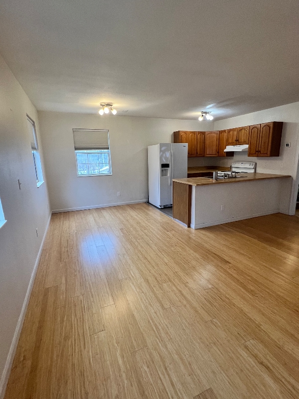 Building Photo - 5349 East Pkwy