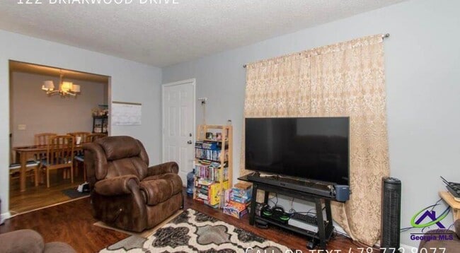 Building Photo - 125 Briarwood Dr
