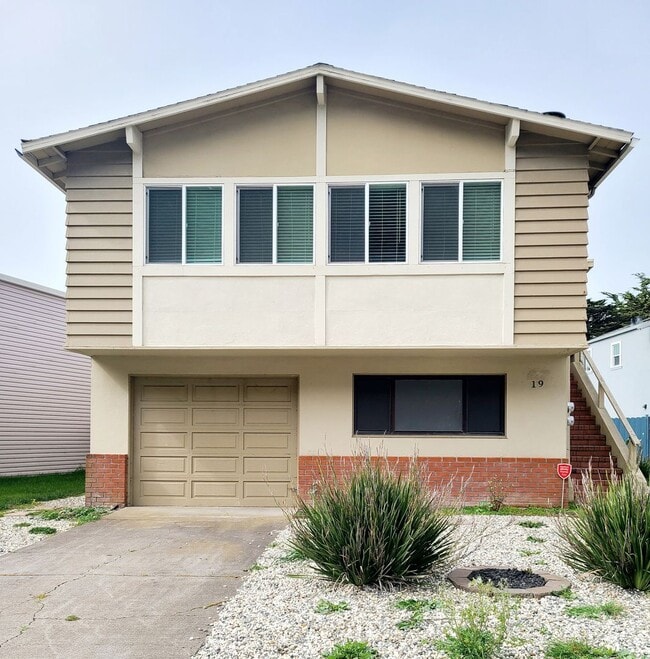 Primary Photo - Totally remodeled. Impressive, open floor ...