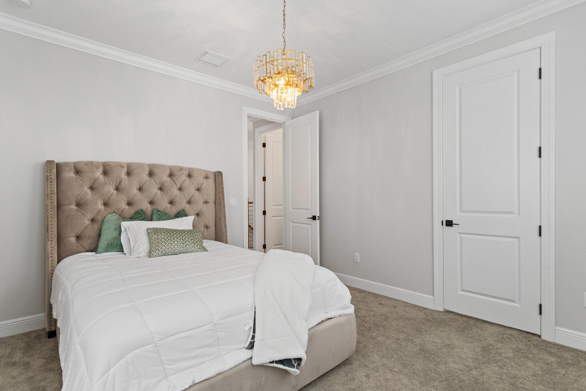 Building Photo - 4022 Large Leaf Ln