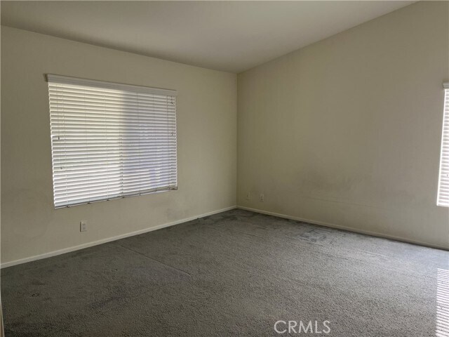 Building Photo - 1657 Meadow Glen Rd