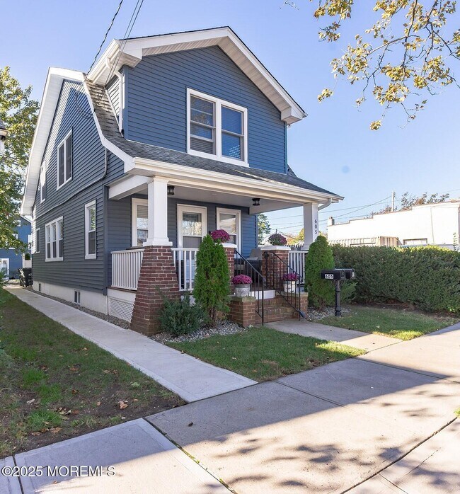 Building Photo - 605 Monmouth Ave