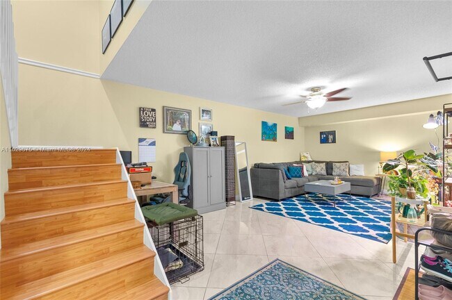 Building Photo - 751 NW 99th Cir