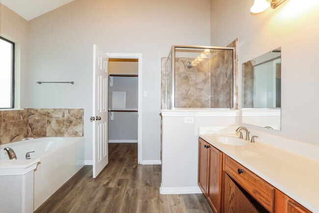 Building Photo - Charming 3-Bedroom Home in Conroe, TX