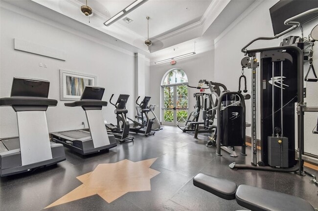 Building Photo - 700 S Harbour Island Blvd