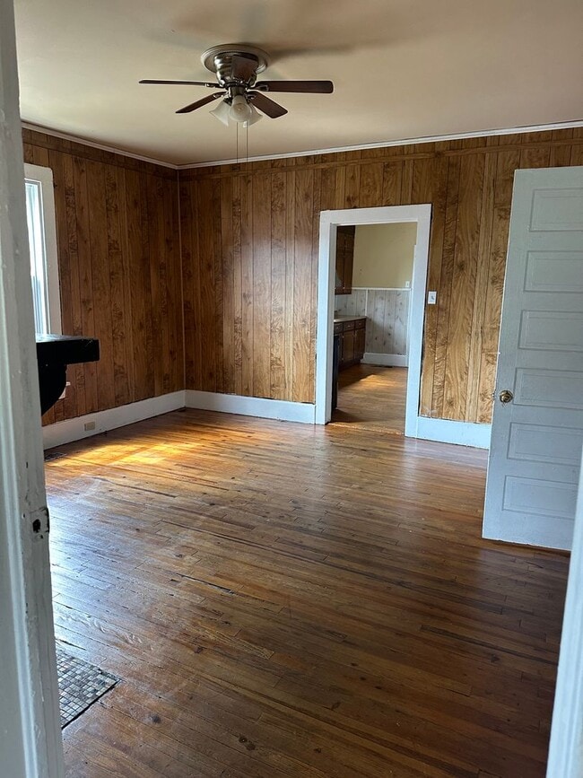 Building Photo - Rent NOW! Charming and spacious historic home in Porterdale Village featuring three bedrooms, two...