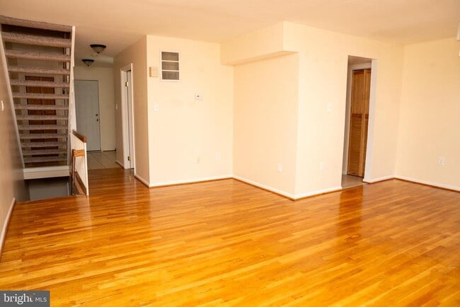 Building Photo - 3728 Capulet Terrace