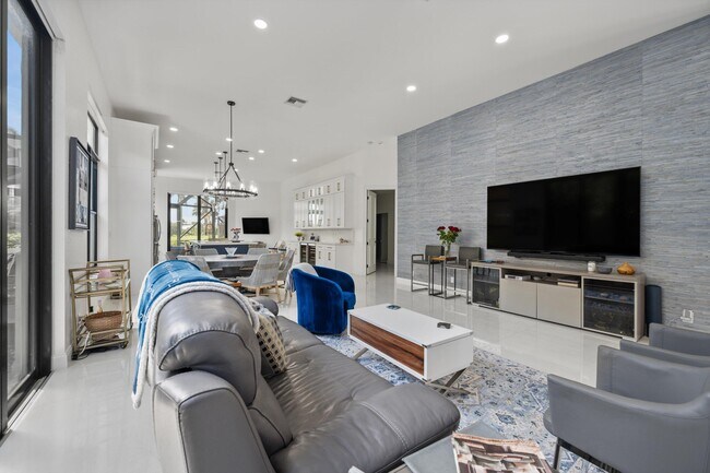 Building Photo - 4413 Barclay Fair Way