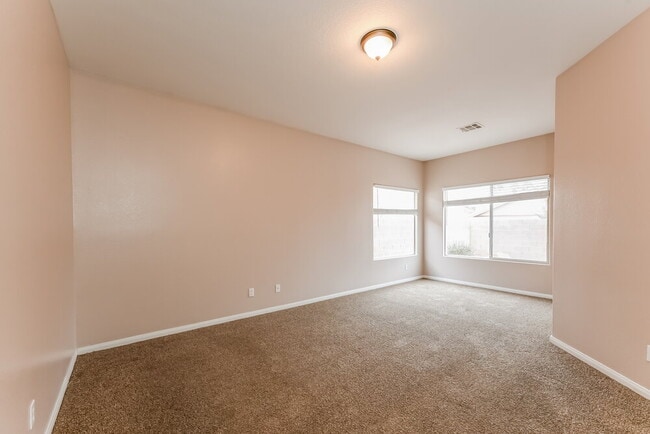 Building Photo - 1070 Warm Canyon Way