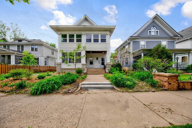 Building Photo - 3212 Colfax Ave S
