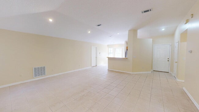 Building Photo - "Charming 3-Bedroom Home on Sweetbriar Lane with Hardwood Elegance!"