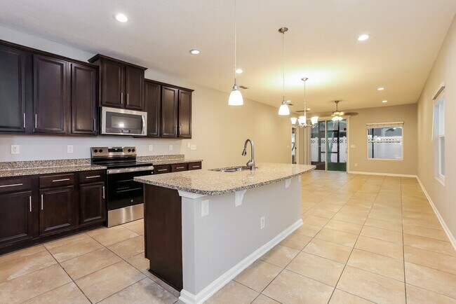 Building Photo - 4120 Grayfield Ln