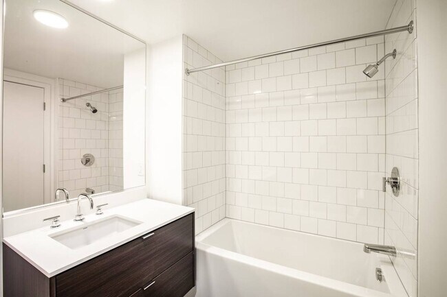 2nd Bathroom - 1699 Market St
