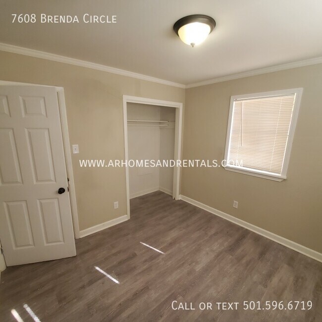 Building Photo - 7608 Brenda Circle | $1295 | 3 beds, 1.5 b...