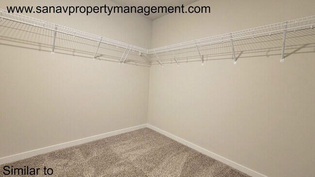 Building Photo - Beautiful Single Family Home in Ankeny