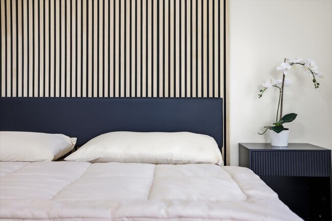 Building Photo - 5829 Fairwoods Cir