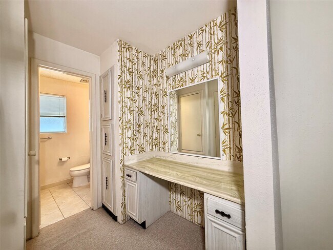 Building Photo - 11002 Hammerly Blvd