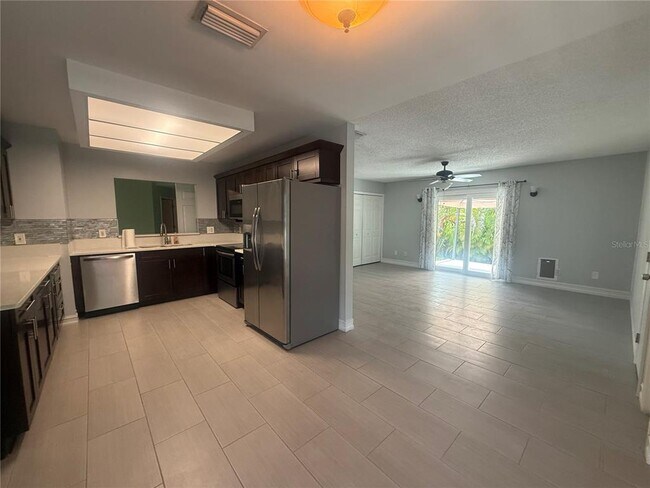 Building Photo - 1164 Engman St