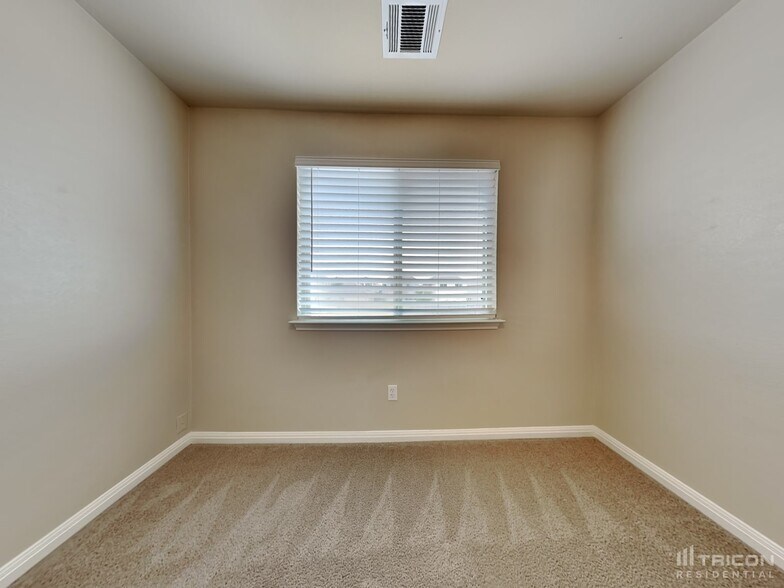 Building Photo - 4520 Kind Way