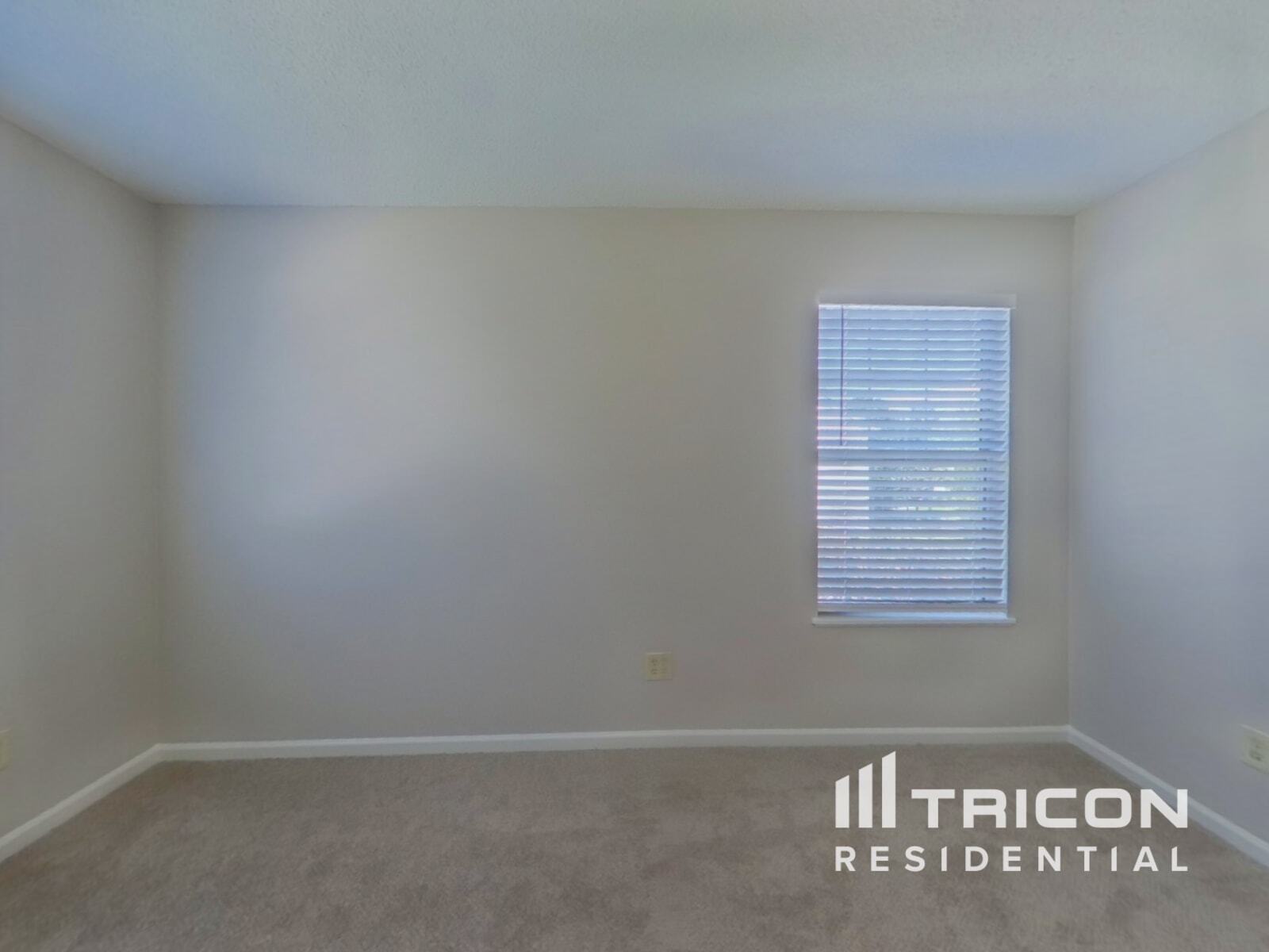 Building Photo - 210 Glen Rose Cir