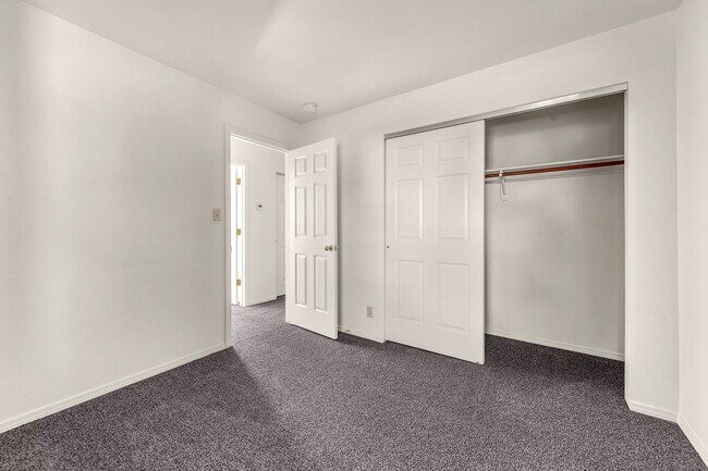 Building Photo - One Story Home in Sparks