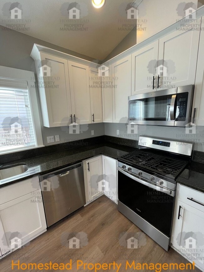 Building Photo - Welcome to Brandy Meadows!