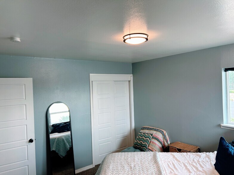Bedroom 3 - 3804 Titanic Ave