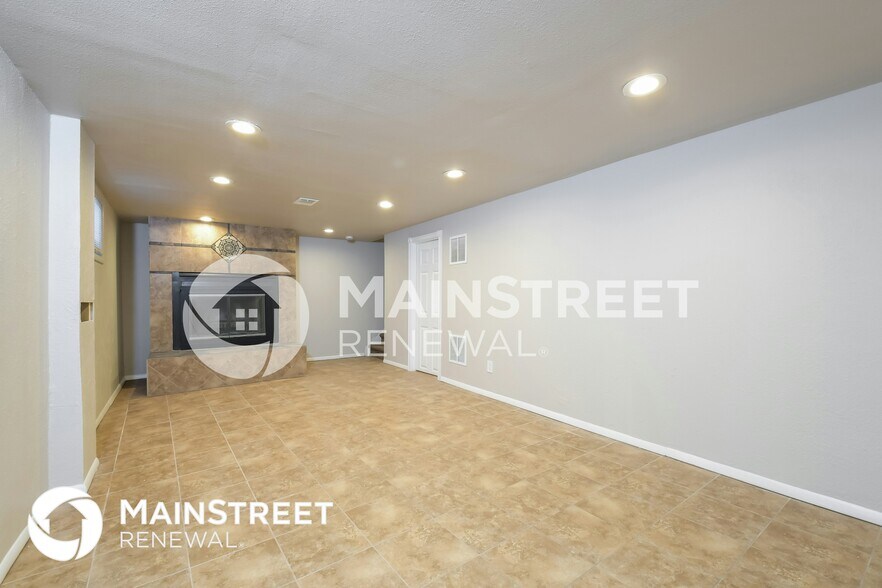 Building Photo - 3390 W 96th Ave