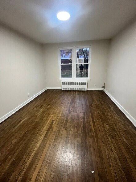 Building Photo - 676 Park Ave