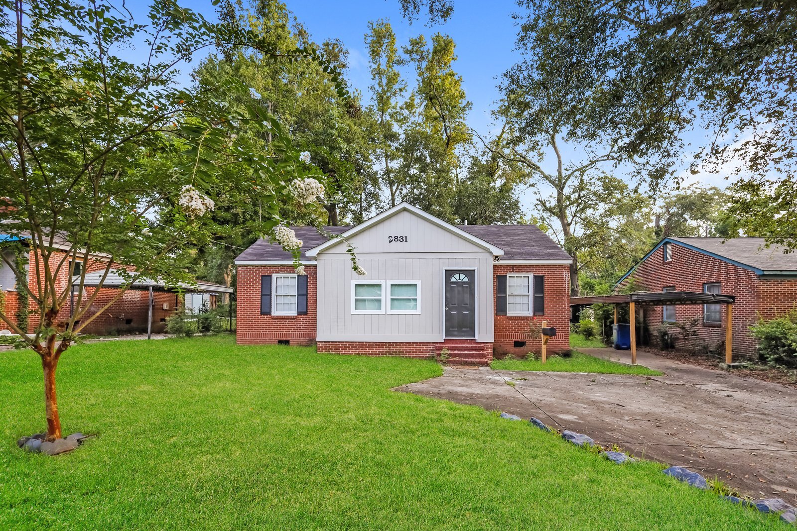 Building Photo - 2831 E Wynnton Ln