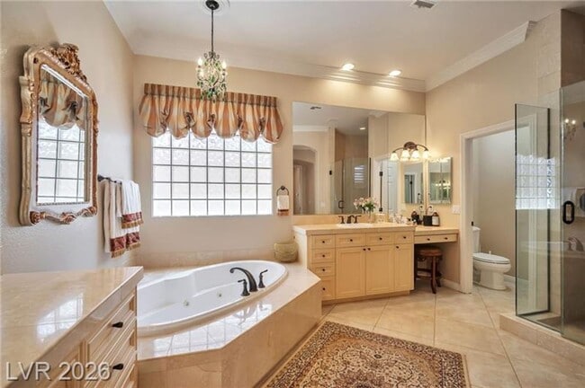 Building Photo - LUXURY HOME IN SEVEN HILLS