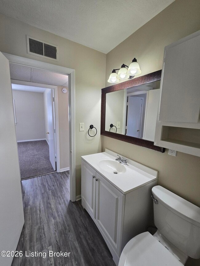 Building Photo - 214 Alpha Ave