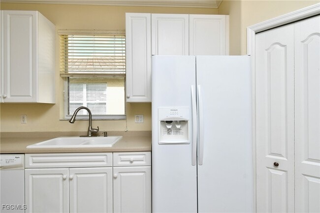 Building Photo - 4725 Fairloop Run