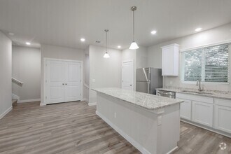 Building Photo - Luxurious 3/3.5 in The Preserve at the Dom...