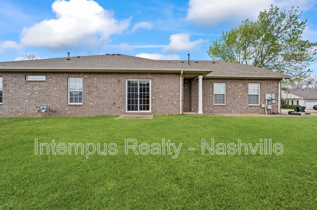 Building Photo - 553 Rose Cottage Cir
