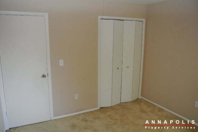 Building Photo - 12 rockwell court