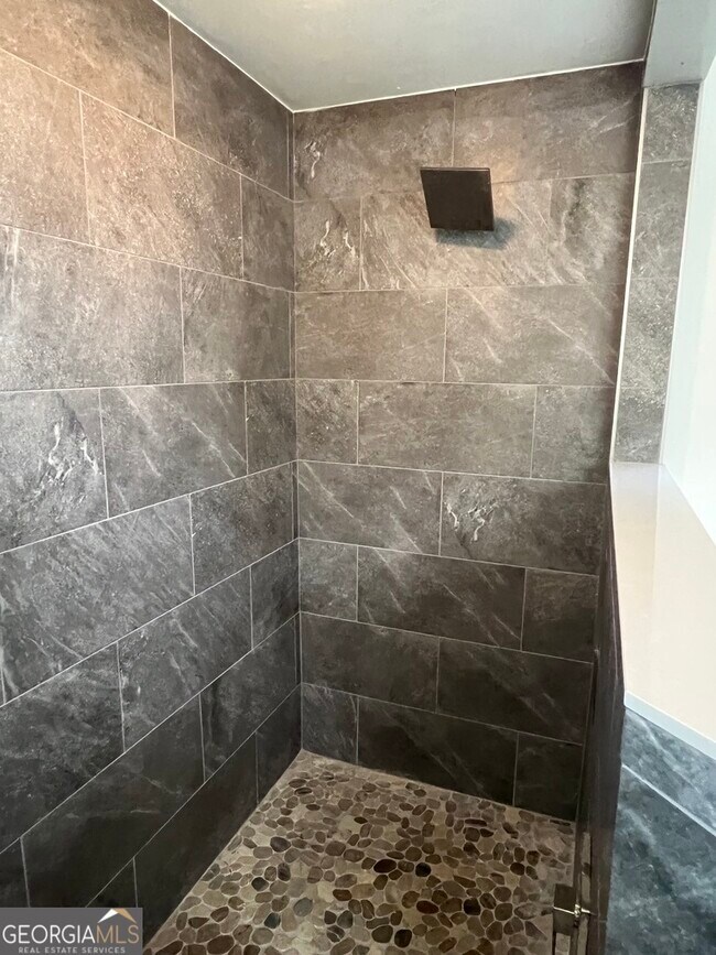 Building Photo - 308 Maggie Way