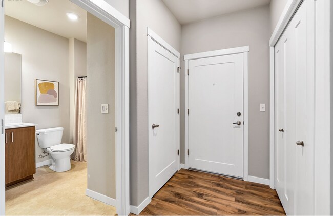 Building Photo - 17181 SW Snowdale St