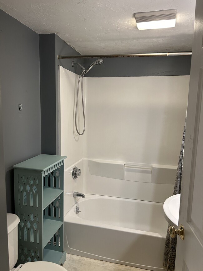 Building Photo - 82 Exchange St