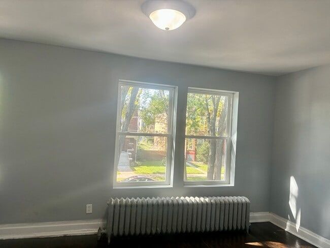 Building Photo - 7019 S Calumet Ave