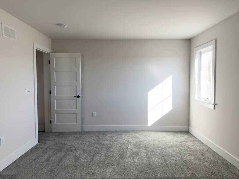 Building Photo - 216 Ringneck Cir