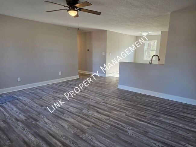 Building Photo - 6108 Ramsey Rd