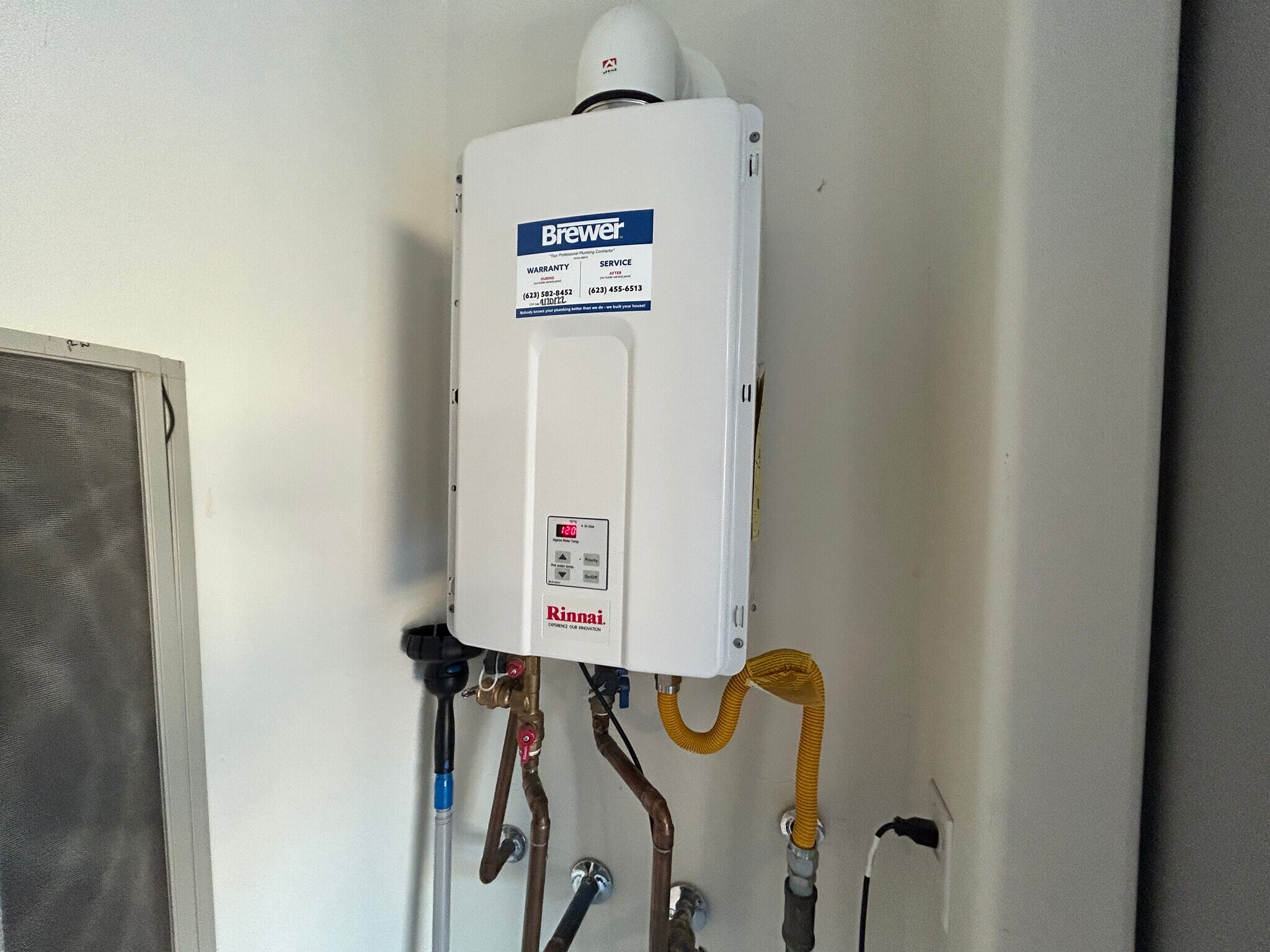 Building Photo - 8909 W Missouri Ave