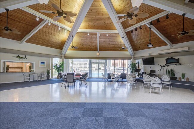 Building Photo - 10280 Imperial Point Dr W