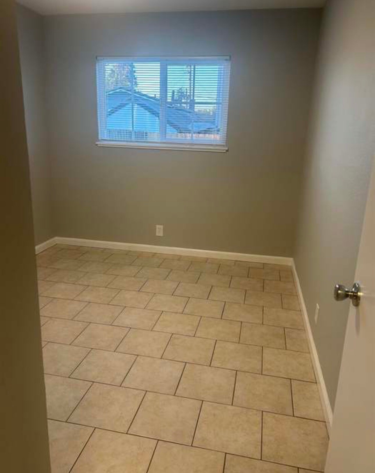 Building Photo - 3817 Florida Ave