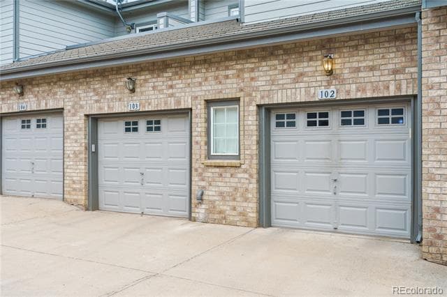 Building Photo - 22932 E Ontario Dr